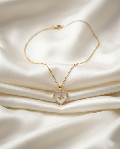 18K Gold Plated Romantic Pearl-Inlay Heart Necklace