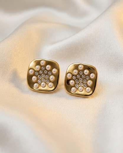 18K Gold Plated Vintage-Inspired Pearl & Crystal Cluster Stud Earrings